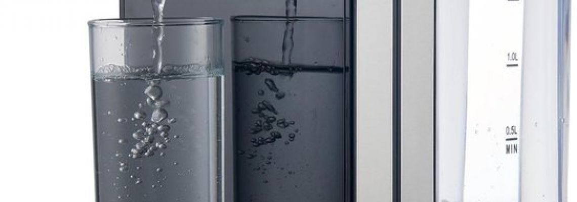 Heetwaterdispenser